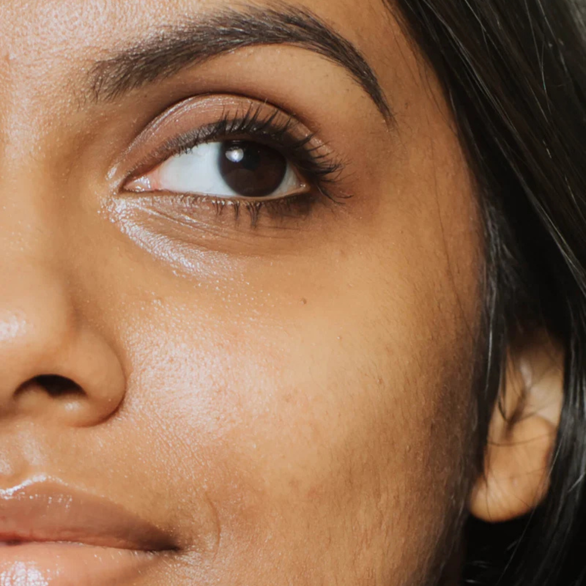 Essential Mascara - Elate Cosmetics